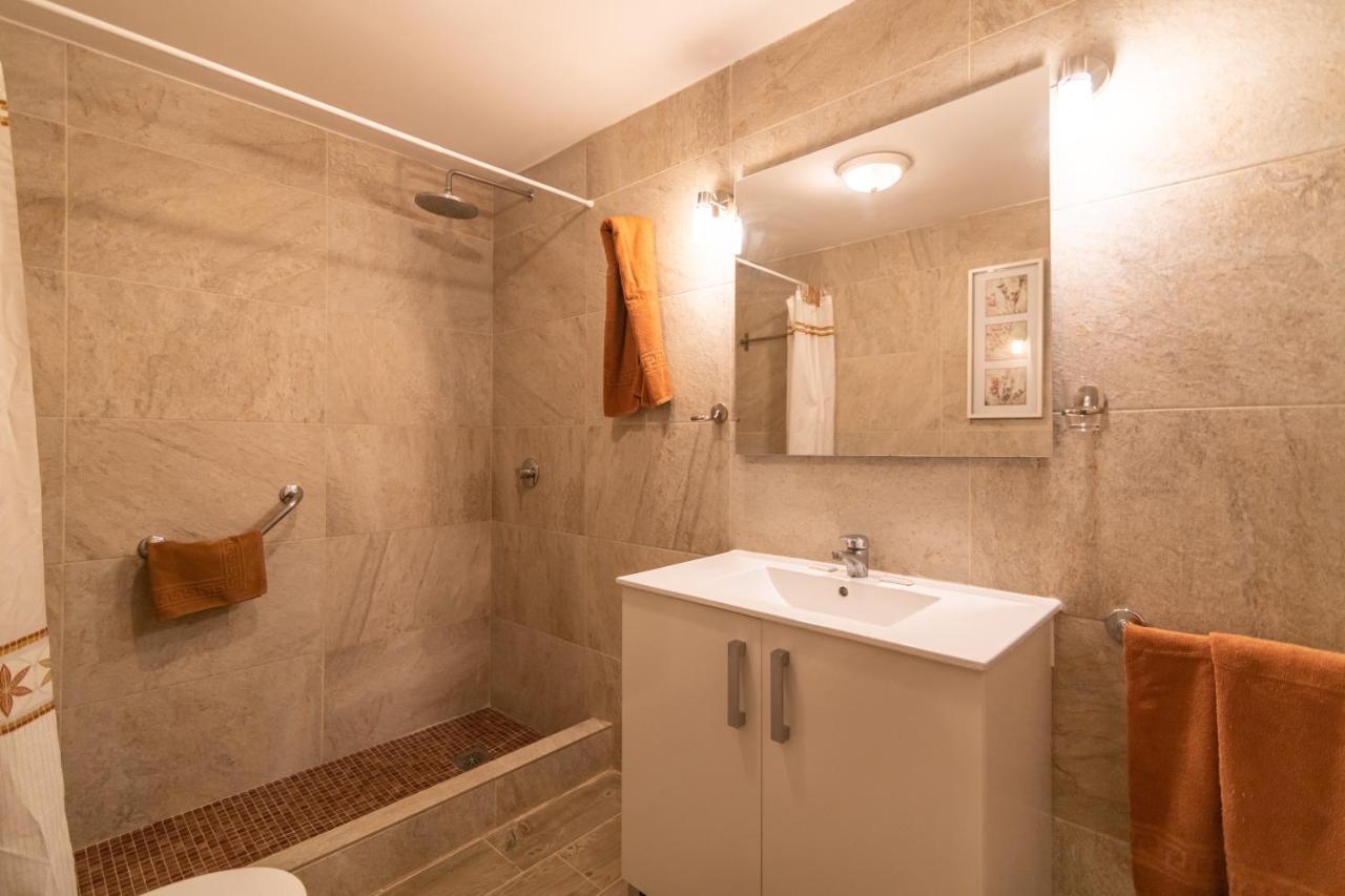 Superior One-Bedroom Apartment Balcony